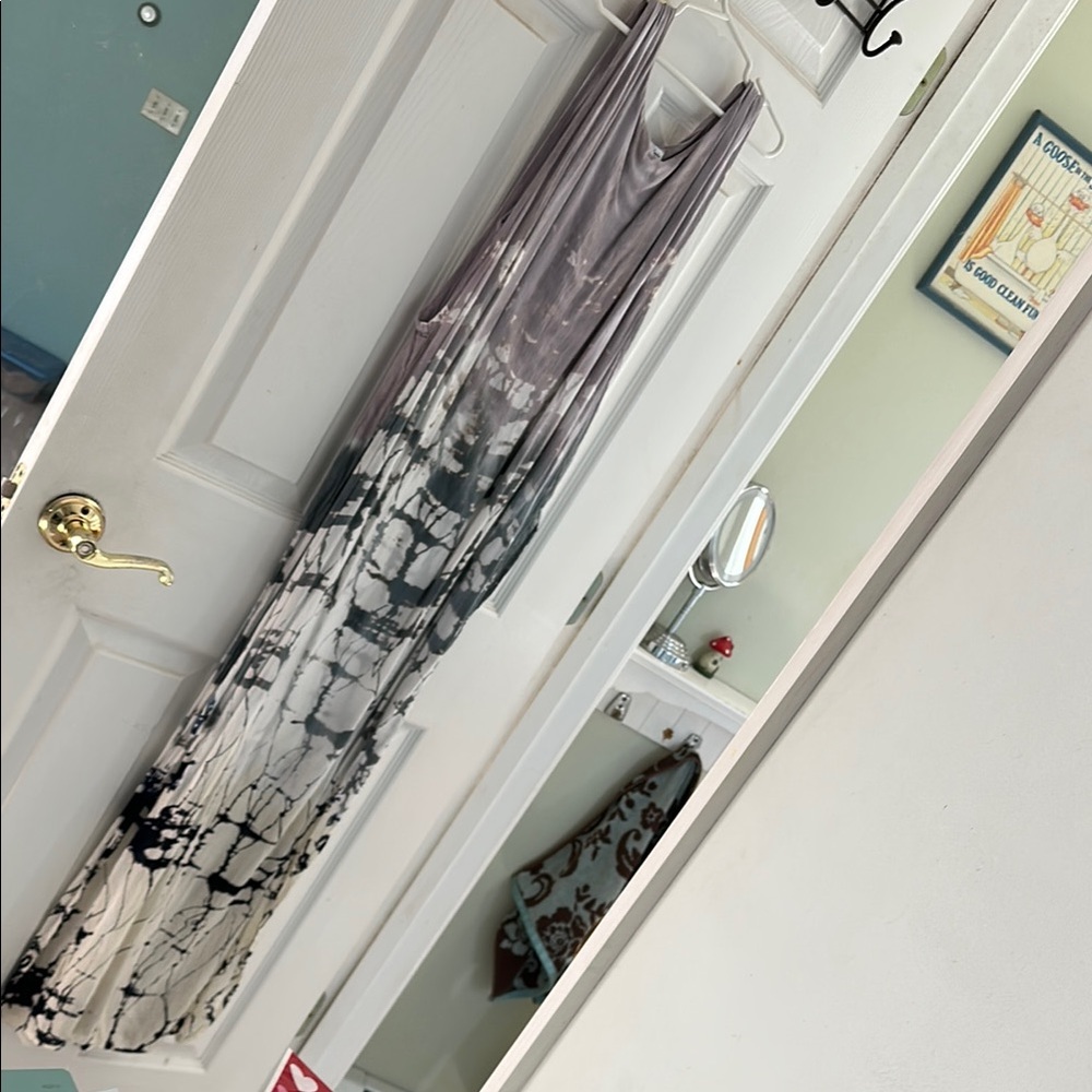 Gray and Black Tie-Dye Maxi Dress